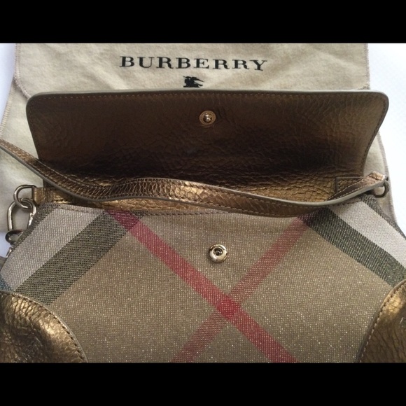 Burberry Baguette Shoulder Bag - Picture 8 of 13